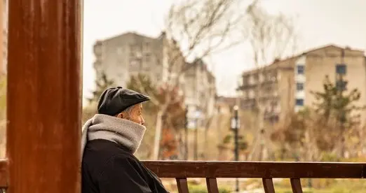 生命最后的叹息：老人的孤独，比你想象的更残酷