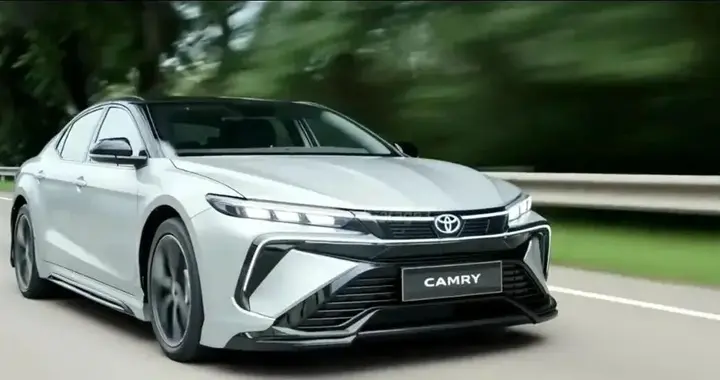 丰田终于想通了？26款凯美瑞这次不拼噱头，只想把“省心”卖给你