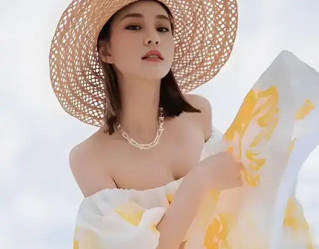 千位大方女星，真没把观众当外人——何超莲