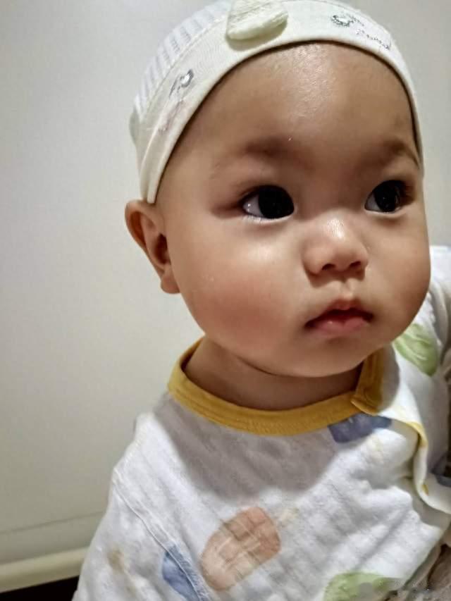 别再把4个月宝宝当人形挂件了！这6件事现在不做，未来带娃更累