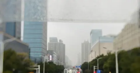 紧急！武汉天气大反转！今晚大风+降雨+降温齐袭，气温狂跌11℃！