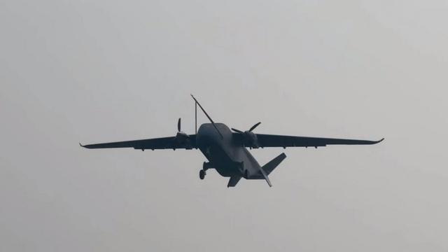 漫步空影：抢在郑丽文返台前，解放军定调统