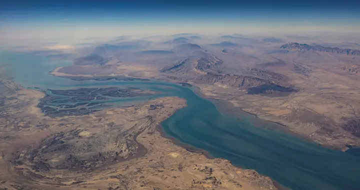 封控海峡第10天，伊朗通告美盟友，答应一个条件可获中方同等待遇