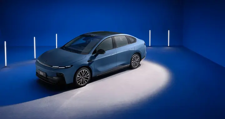 8.98万起售，零跑B01续航可达650km，OTA升级后实力再提升，香吗