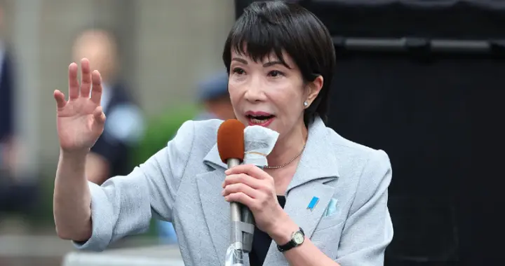 高市支持率达到巅峰，中国接到三大好消息，美军上将警告日本