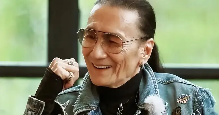 谢贤猝然离世，临终状态曝光，那一直伴随他的三个疑问，也该解开