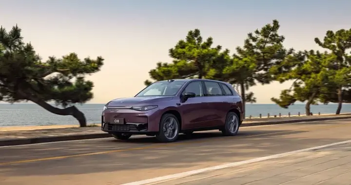 预算 12–15万选纯电SUV？零跑C10与海狮06EV都有哪些区别