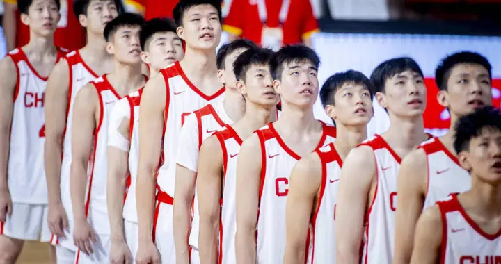 U18男篮大胜伊朗直通八强！净胜38分+3连胜，冲击四强问题不大
