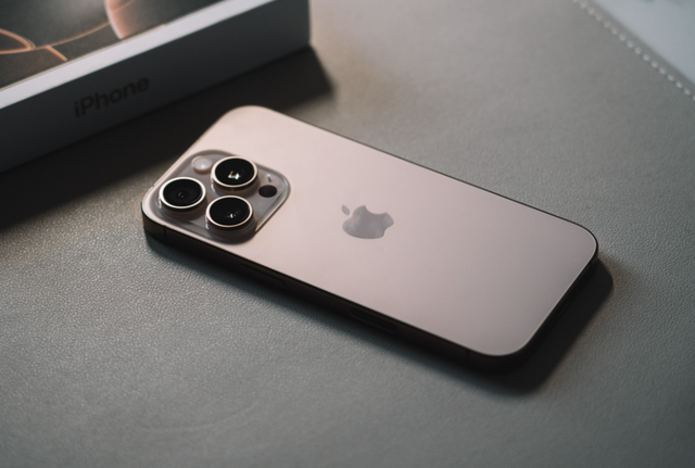 512GB突降2371元，iphone16pro大跳水，A18 Pro...