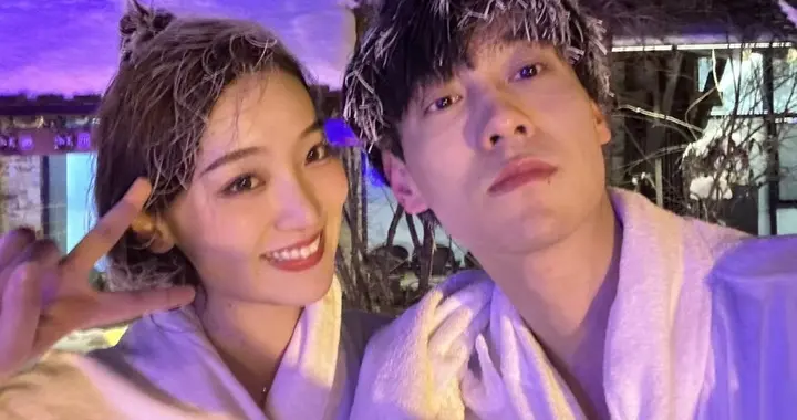 恋爱细节曝光 九成美梳理田栩宁时间线 信息量大请自行对比