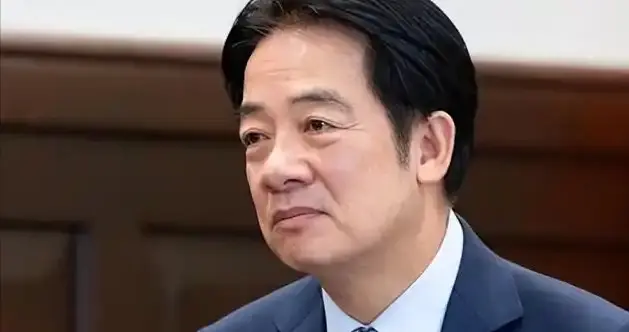 三国拒飞！赖清德被困岛内700天，解放军上场施压岛内爆发逃兵潮