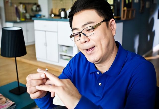 央视出手！坚持和妻子丁克，却和情人生子的高亚麟，再翻不了身了