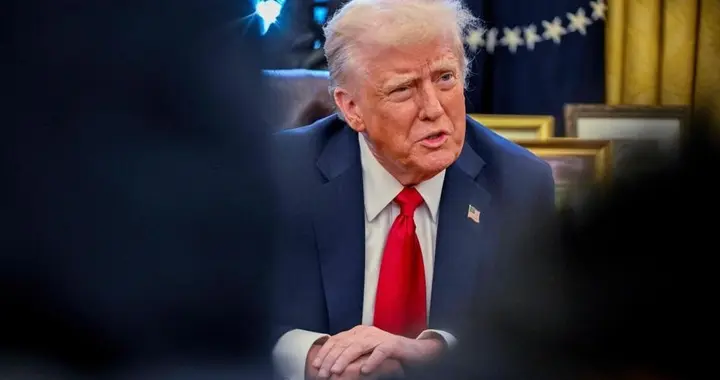 2026年第1天，美750万人确诊，特朗普被迫撤兵，美军被驱逐出境？