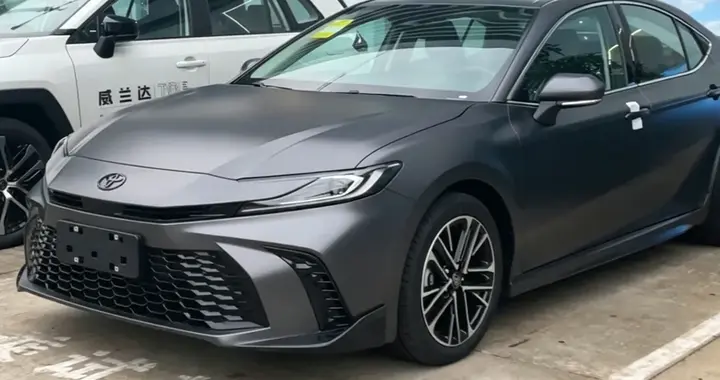 丰田九代凯美瑞功能讲解（五）泊车雷达使用