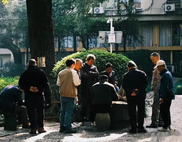 公积金贷到68岁！月供少了，但退休后还要还30年？