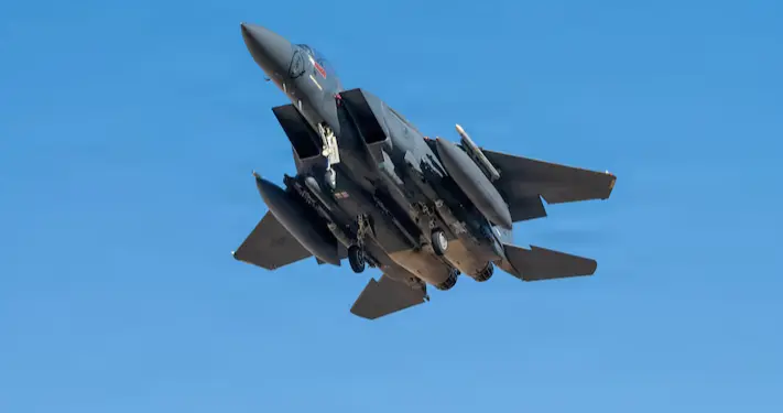 歼-10C打了胜仗不算数？美网站更新排名：印度空军永远强于中国