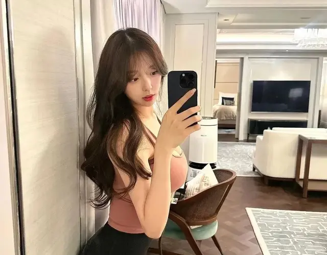 韩国顶级健身网红！完美腰臀腿，这身材狠狠拿捏我了