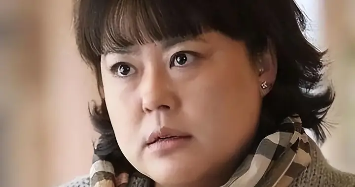 三婚三离又患癌，曾被500位导演联合封杀，如今55岁的她现状如何