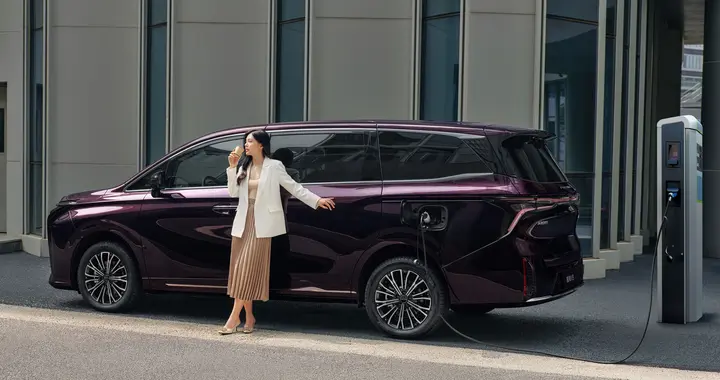 17.99万起售，星海V9越享登场：20万内MPV新选择，兼顾家用与商用