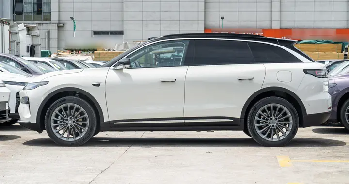 15万级中型SUV，配8295芯片+激光雷达，前双叉臂后五连杆，考虑吗