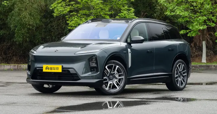 30 万预算买豪华纯电SUV，试过 ES6，其他都成了将就