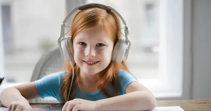 孩子小时候这3种表现，是典型的“聪明相”，看看你家娃占几个？