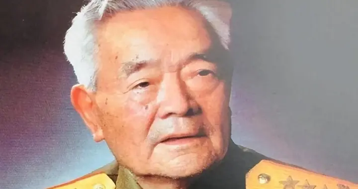 成都军区政委曾于55年授大校，88年晋升上将，享年高寿103岁