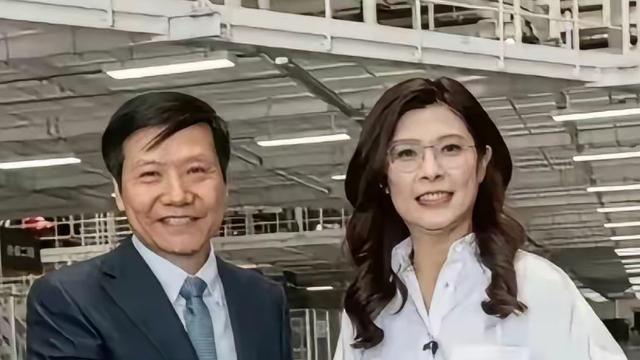 聿武风云：军儿穿内增高都还被身高178的