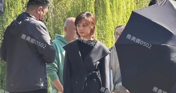 巡塘古镇偶遇孙俪，园林场景一秒梦回甄嬛时期的她，本人好有气质