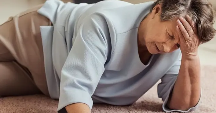 脑梗离世的人越来越多！记住：3不喝、1不吃、2坚持，别马虎