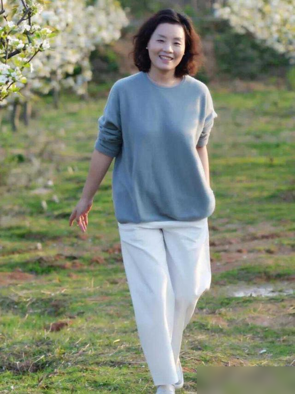 大妈精心打扮仍显老？3个硬伤+5个秘诀，看完秒变优雅姐姐