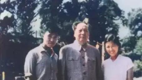 伍豪照片集：上世纪60年代，毛泽东主席与