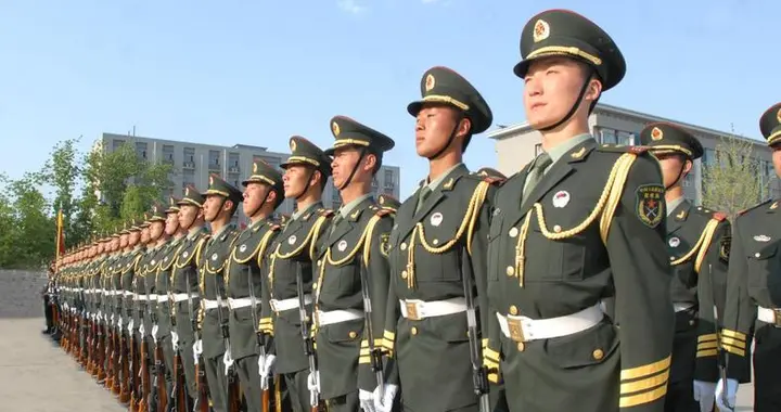 美国专家：美军不如解放军