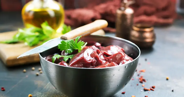 猪肝是营养佳品，还是毒素垃圾？医生提醒：这3个部位真的不能吃