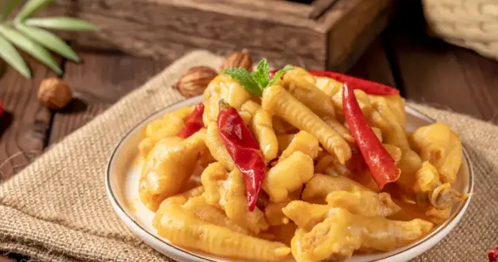 身负骂名半世纪的泡椒凤爪，怎么突然就没人吃了？