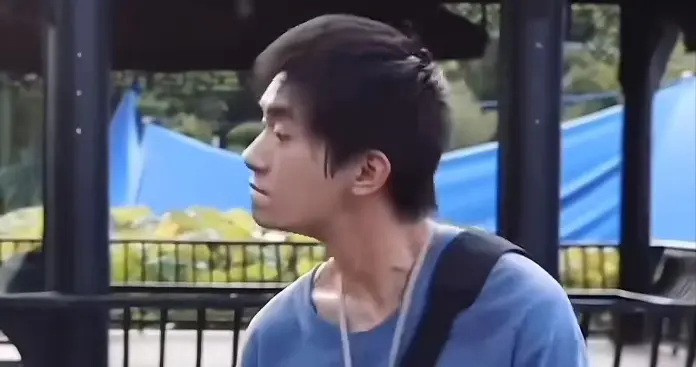 钱再多有什么用？易烊千玺身体状况曝光，令人担心的事还是发生