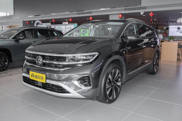 一汽大众全系揽境，5米大6/7座，2.5T+4驱，移动的幸福空间