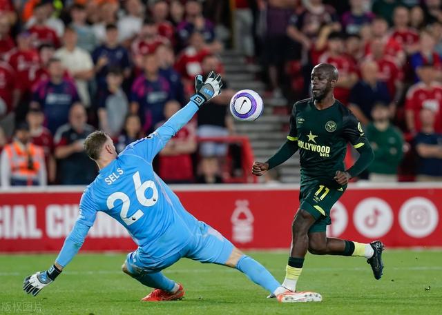 0－2！英超黑马失蹄！4队差2分大乱斗，争五悬念迭起！