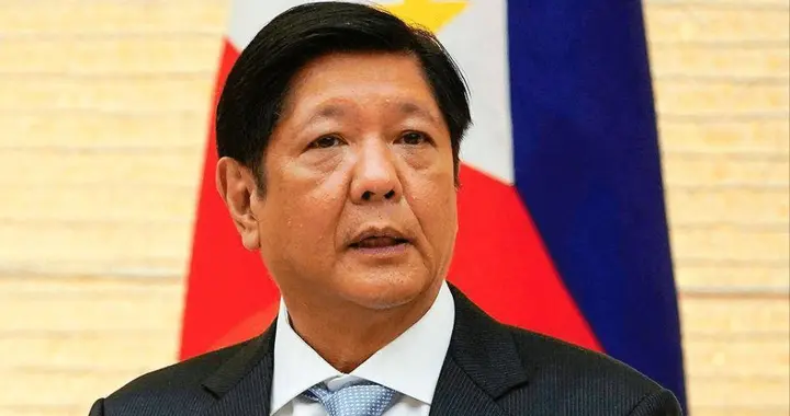 中国一点不惯着菲律宾，马科斯发现事闹大后，对华喊出掏心窝的话