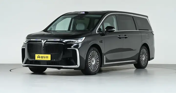 岚图梦想家冠军版：30万级全家人都满意的MPV，智能安全舒适