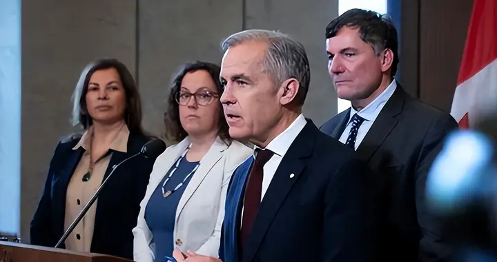 与中国签完协议后，卡尼一夜变了个人，彭博社：世界新秩序正成形