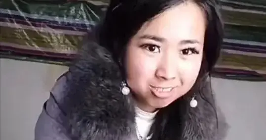 遭受家暴后逆袭重生！俏黄蓉曾为离婚给前夫25万，搬进新房后哭了