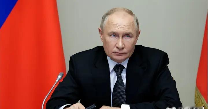 24小时内，中俄兵分两路，普京接见伊朗外长，特朗普做出巨大让步