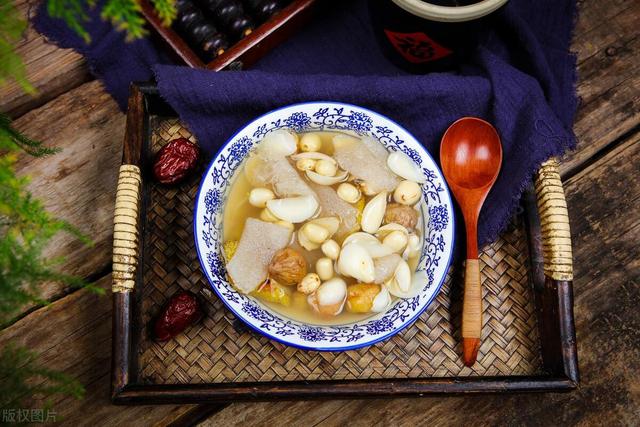 三伏天，绿豆、酸梅汤都靠边站，最该喝的是它，健脾祛湿还解暑