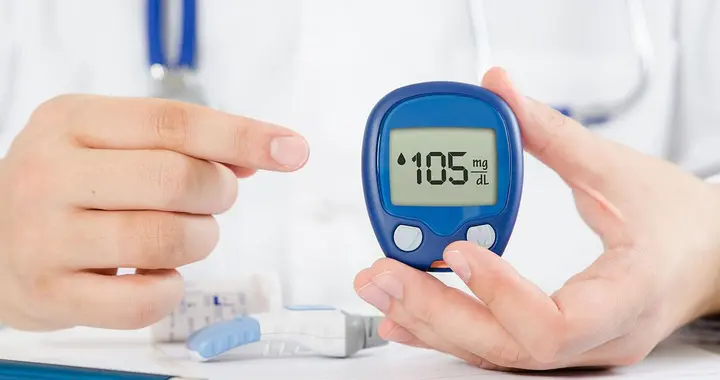 医生：糖尿病最危险信号，不是口干，而是频繁出现这4种异常