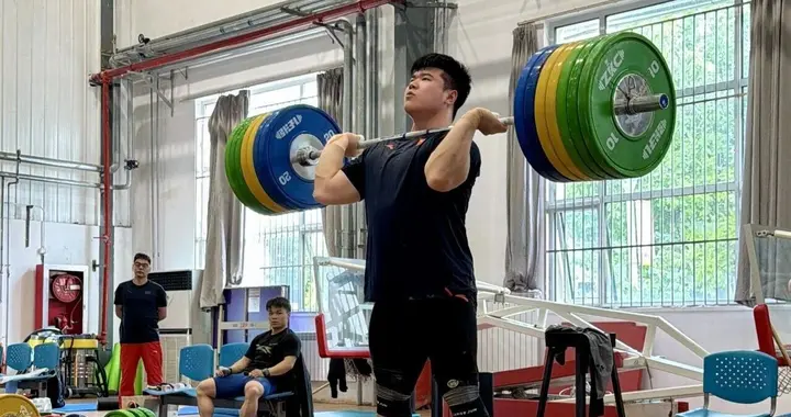 蓄力储能 全面“破圈” 国家举重队转训天津蓟县开启夏训