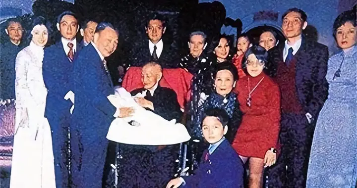 96年，蒋介石孙子申请“两蒋”移灵大陆，公开讲了2句话，很唏嘘