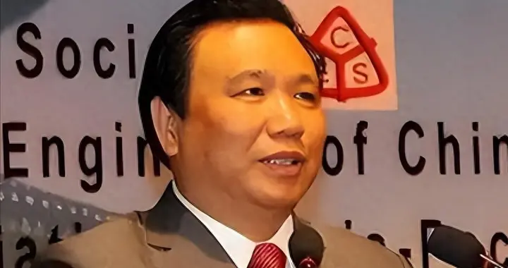 报应来了！捐给美国7千万，叫嚣“中国穷关我啥事”，如今破产了