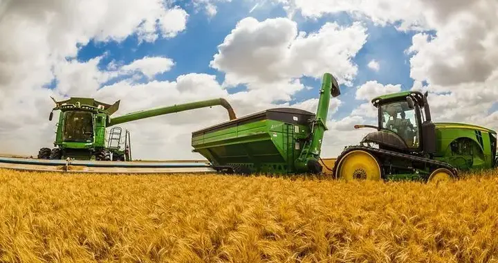 中方说话算话，美农业代表刚见完李成钢，12万吨美国小麦运往中国