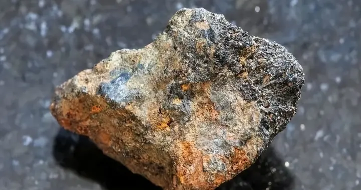 哈萨克斯坦锰矿储量超6亿吨，新疆的锰矿储量又是多少？